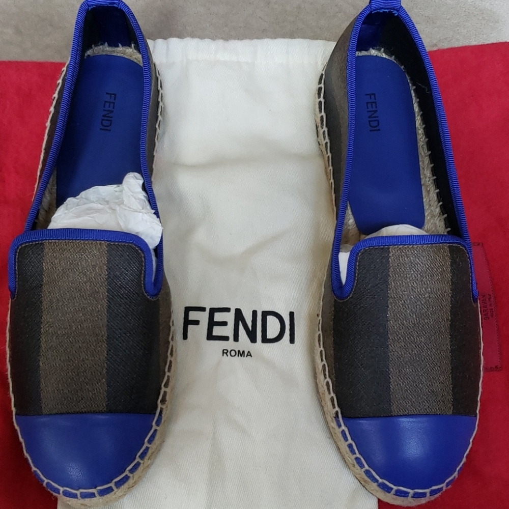 Ladies shoes Fendi